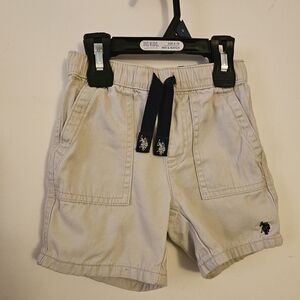 U.S. Polo Assn. Cream and Blue Shorts Relaxed Fit